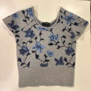 Club Monaco, short sleeve sweater and gray and blue print